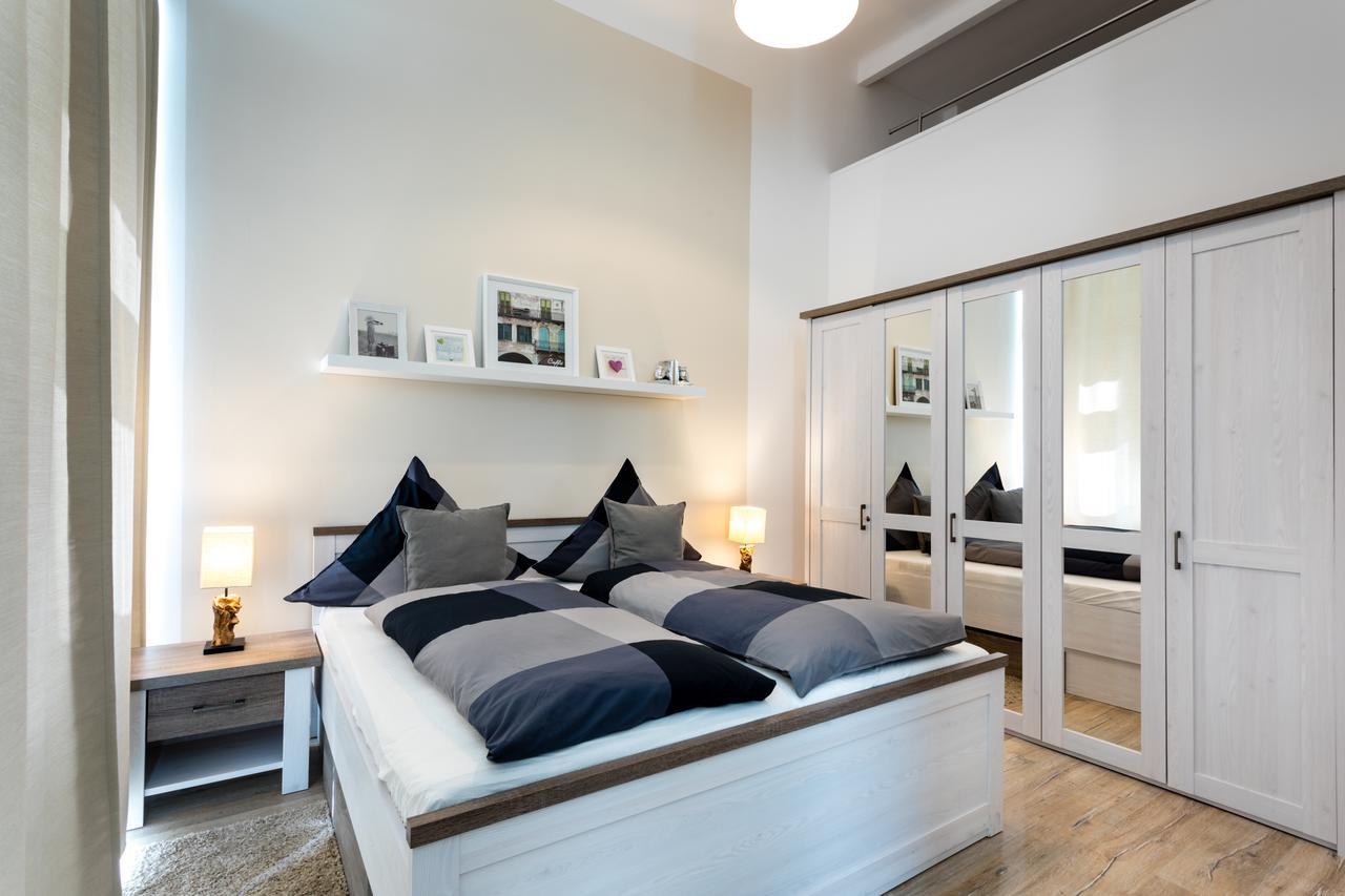 The Goethe Loft, 2 Bedroom Up To 5 People Berlin Extérieur photo